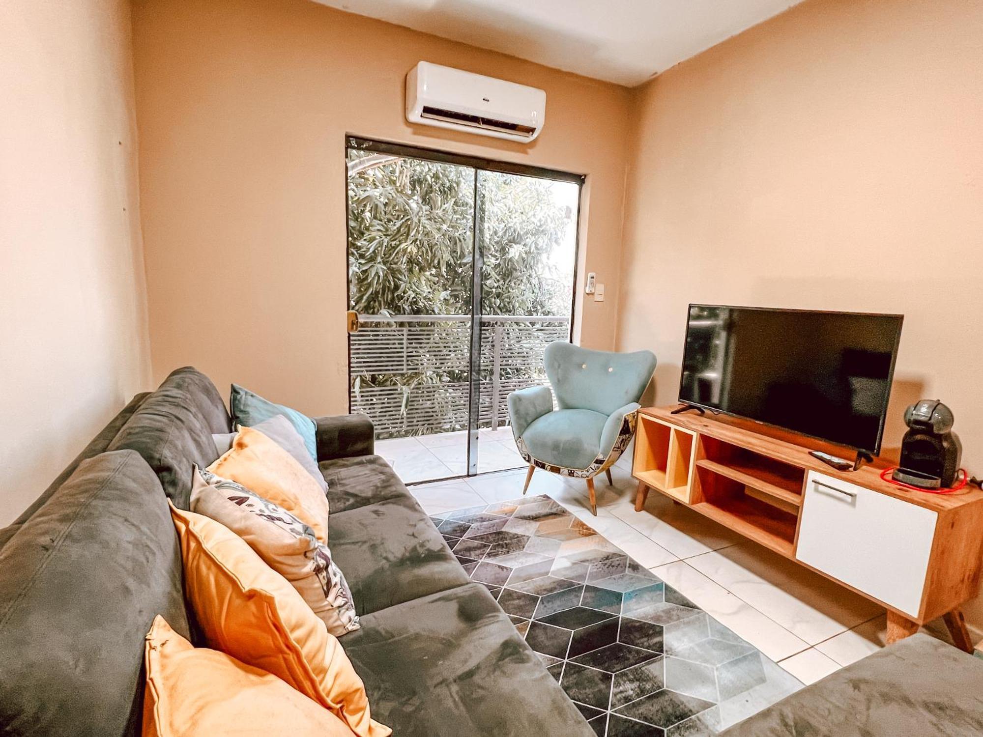 Amplio Loft En Zona Residencial De Asuncionアパートメント エクステリア 写真